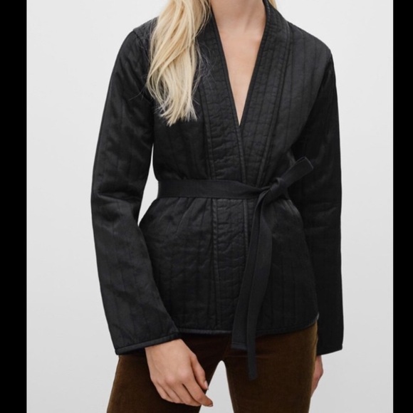 Aritzia Jackets & Blazers - Aritzia Golden Harmon satin quilted jacket